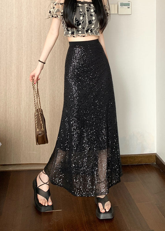 Effortlessly Elegant Garment with a Timeless Design