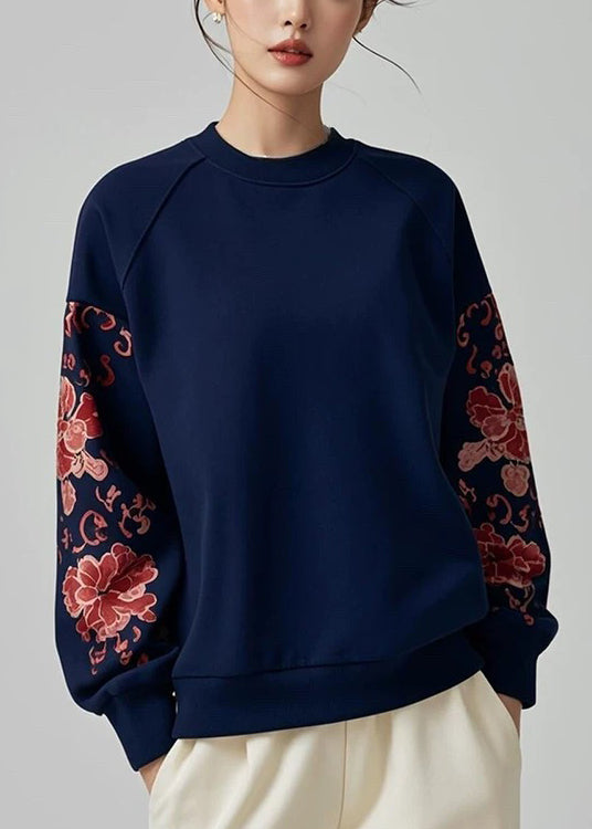 Beautifully Finished Pullover in a Timeless Design