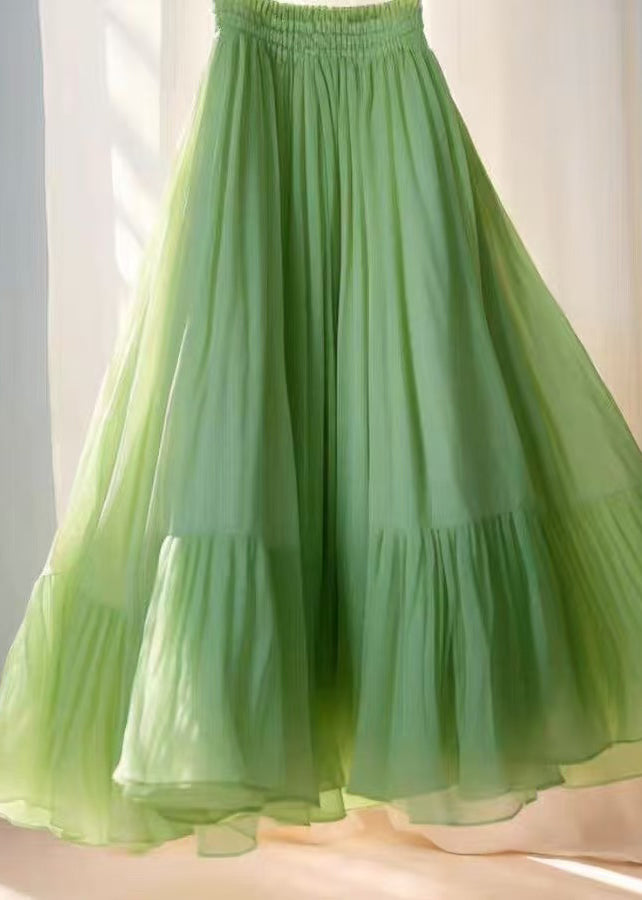 Well Tailored Garment with a Graceful Silhouette