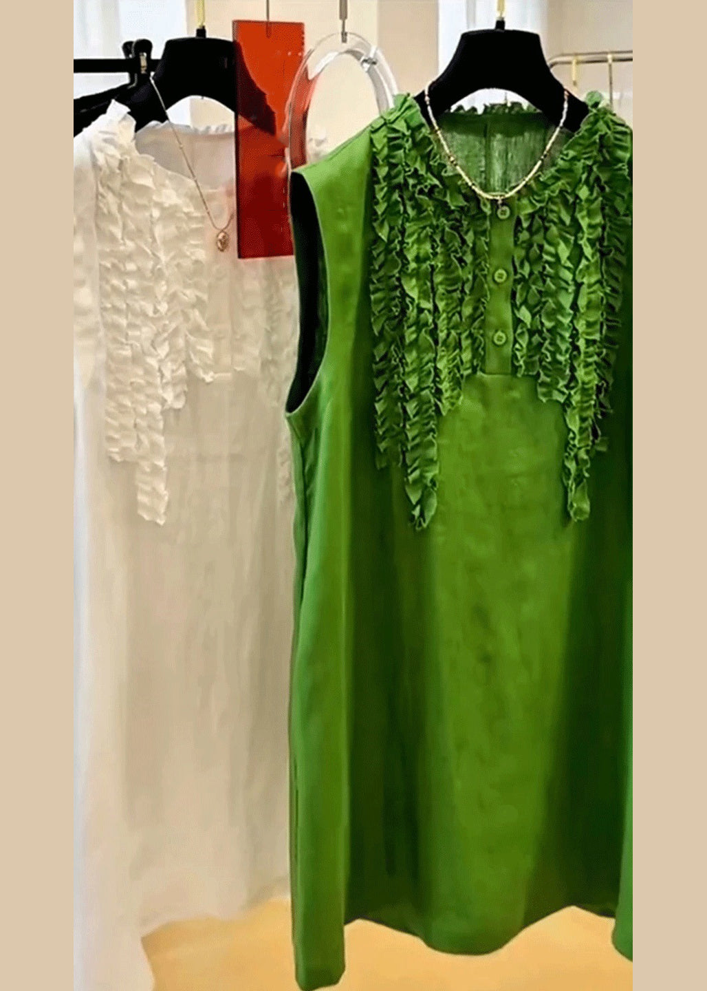 Classic Vintage & Enduringly Stylish Dress
