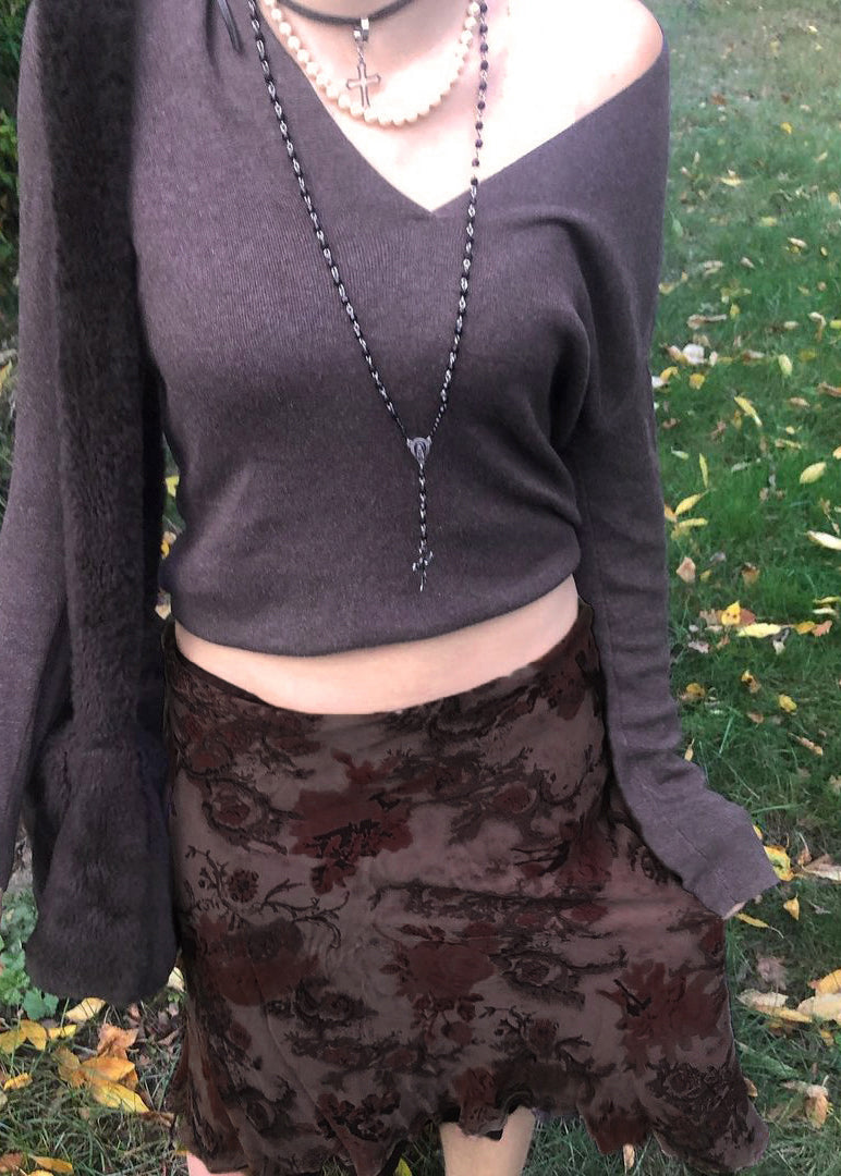 Well Tailored Garment with a Graceful Silhouette