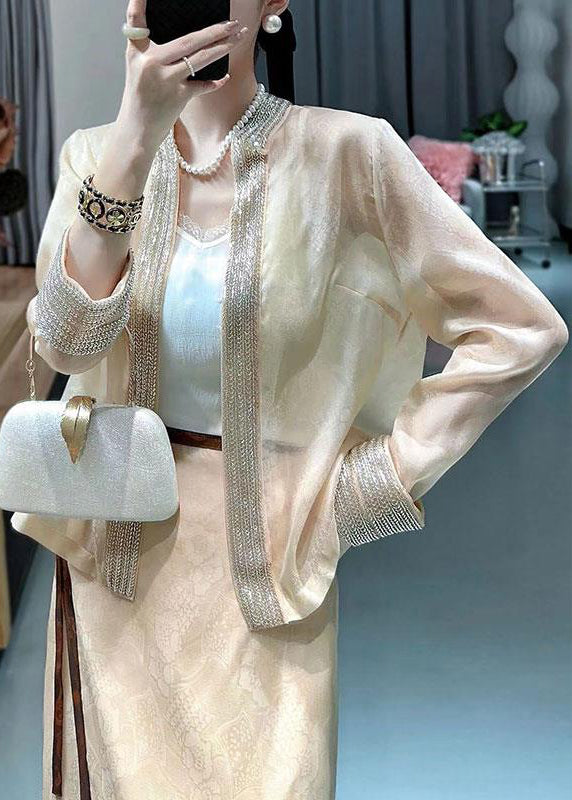 Effortlessly Elegant Cardigan with a Timeless Design