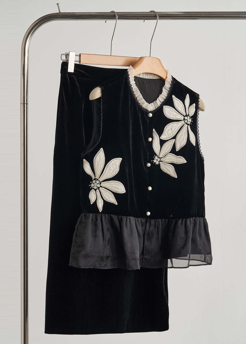 Classic Vintage Garment with a Flattering Fit