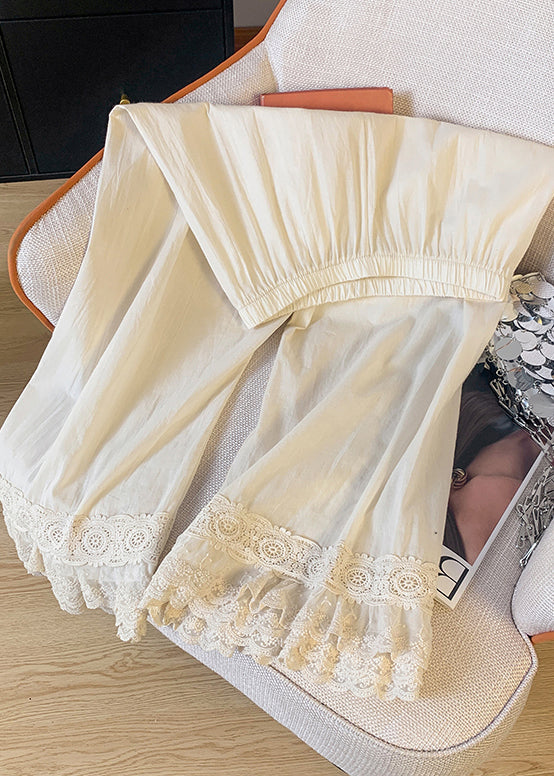 Classic Vintage Pants with a Flattering Fit