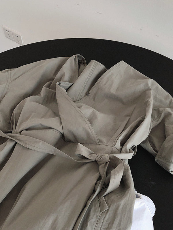 Effortlessly Elegant Garment with a Timeless Design