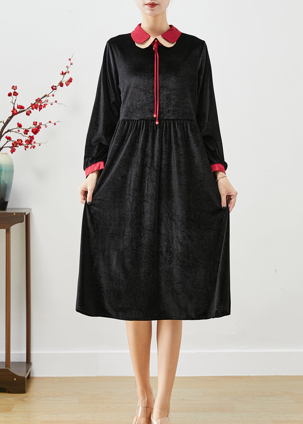Gracefully Styled Dress for Any Occasion