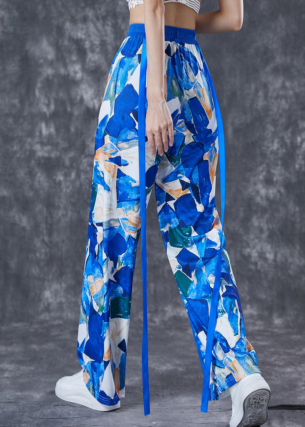 Elegantly Styled Pants for Everyday Wear
