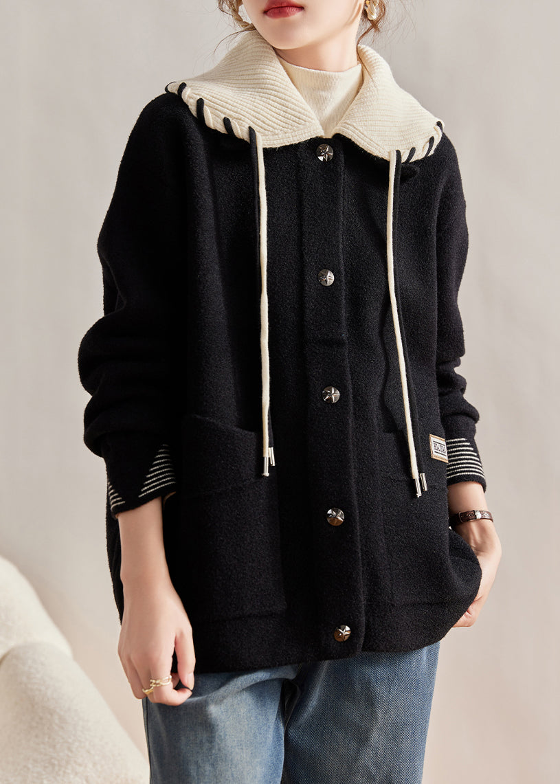 Elegantly Styled Coat for Everyday Wear