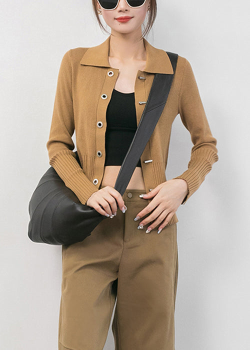 Well Tailored Shirt with a Graceful Silhouette