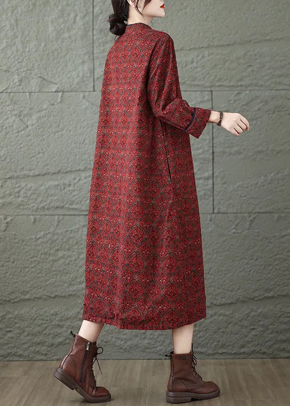 Classic Vintage Dress with a Flattering Fit