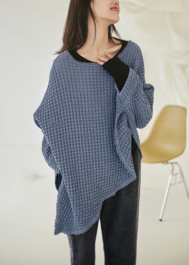 Well Tailored Top with a Graceful Silhouette
