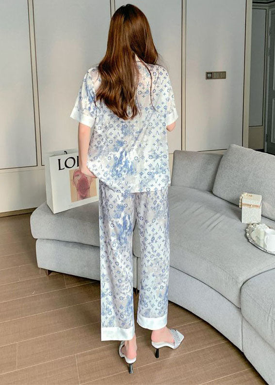 Subtly Elegant Garment with a Refined Vintage Look