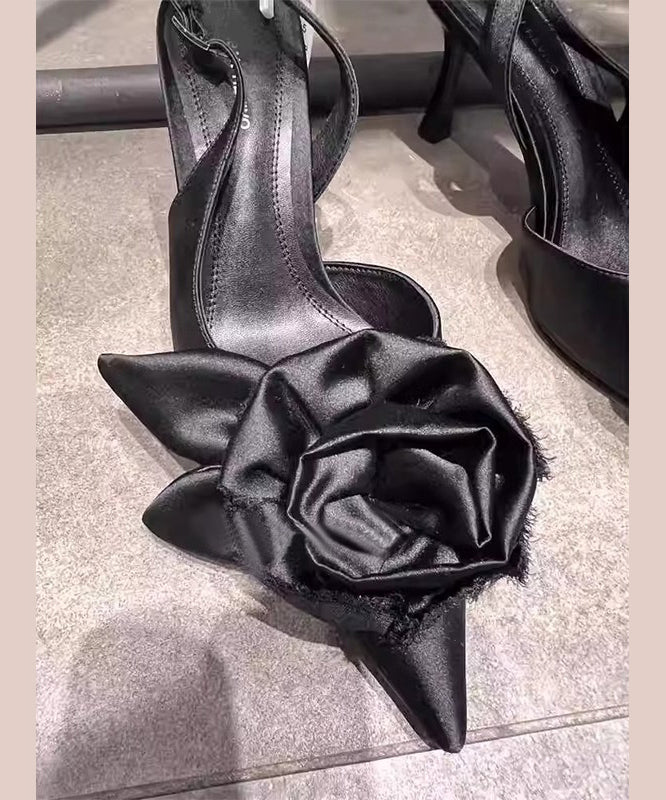 Graceful Orthopedic Sandals for Modern Look