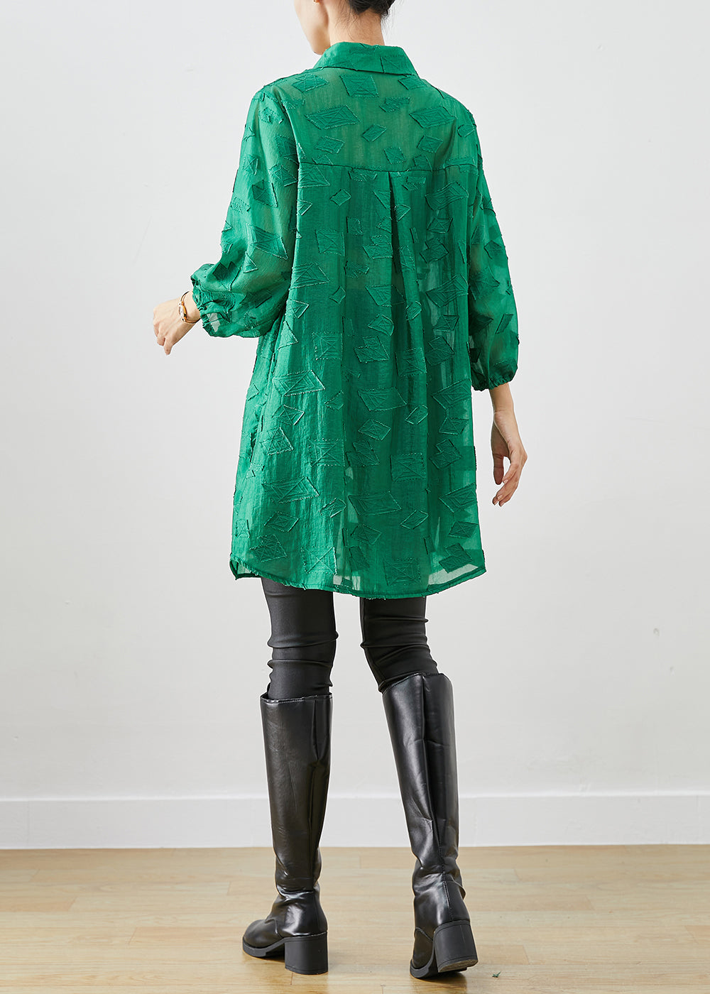 Elegantly Styled Shirt for Everyday Wear