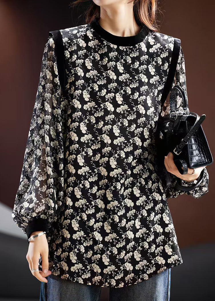 Well Tailored Blouse with a Graceful Silhouette