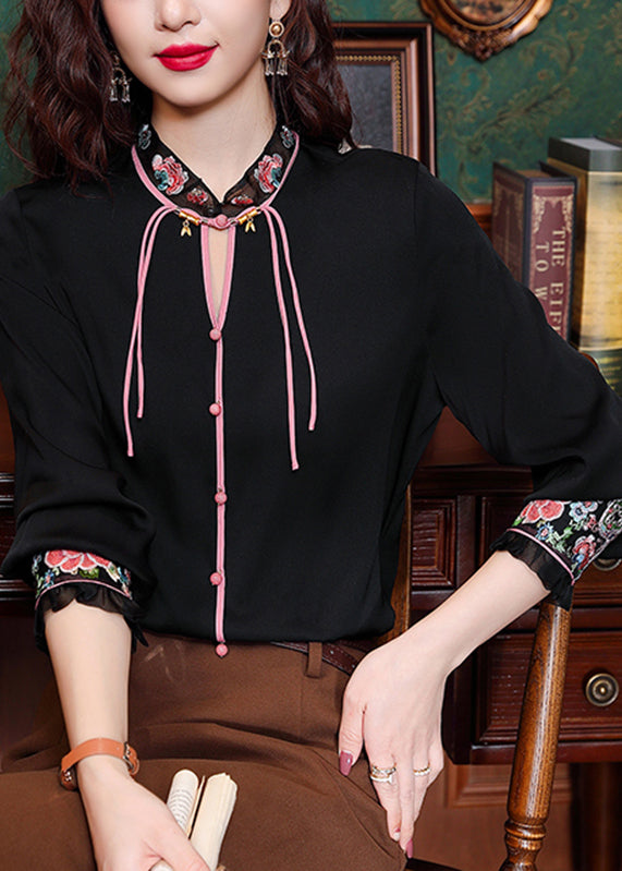 A Vintage Style Top with Delicate Timeless Details