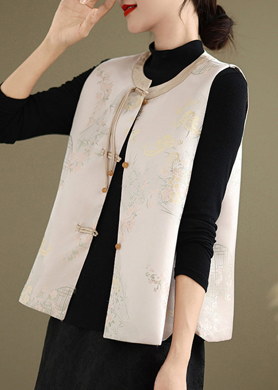 Elegantly Styled Coat for Everyday Wear
