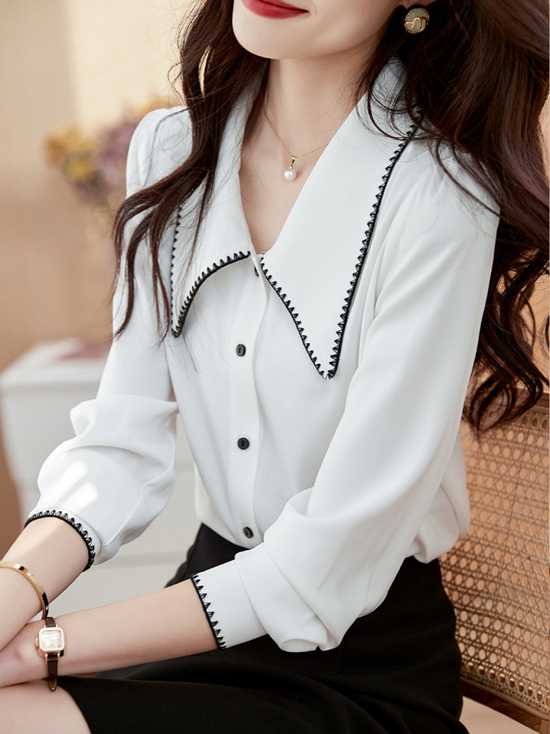 Classic Vintage & Enduringly Stylish Blouse