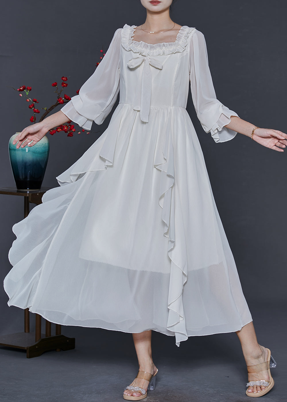 Beautifully Crafted Dress in a Classic Style