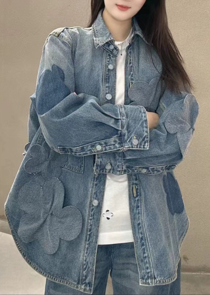 Gracefully Styled Coat for Any Occasion