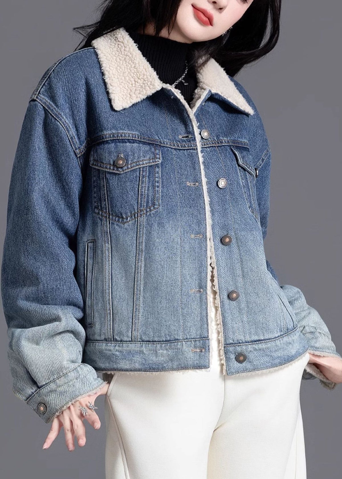 Elegantly Styled Coat for Everyday Wear