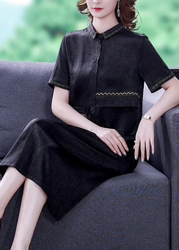 Beautifully Finished Dress in a Timeless Design
