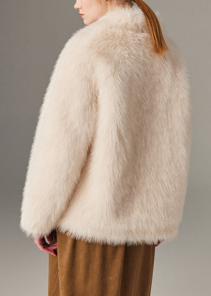 Beautifully Finished Coat in a Timeless Design