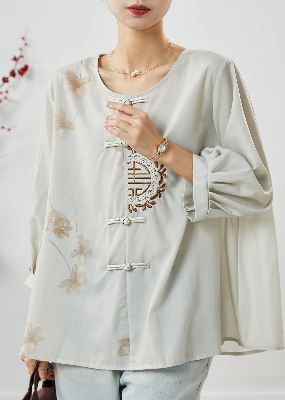 Classic Vintage Top with a Flattering Fit