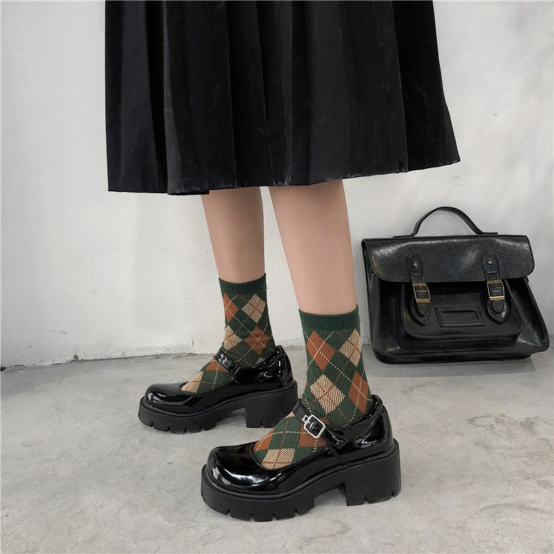 Graceful Orthopedic Heels for Modern Look