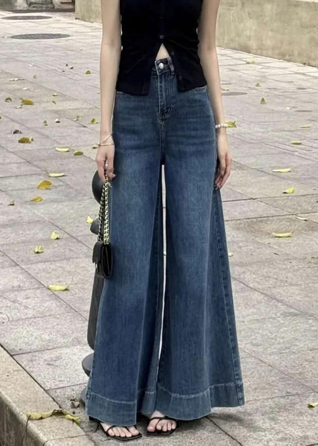 Classic Vintage Pants with a Flattering Fit