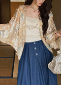 Well Tailored Coat with a Graceful Silhouette