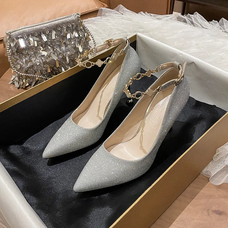 Graceful Orthopedic Heels for Modern Look