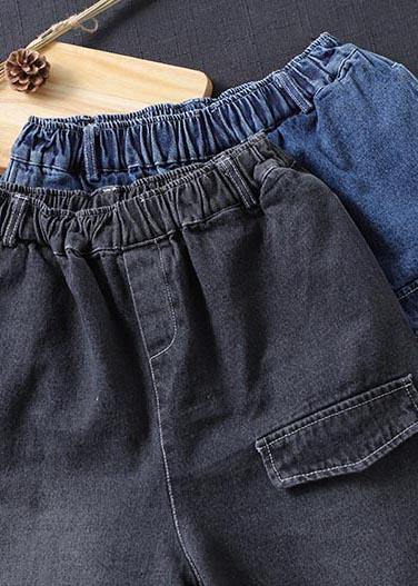 Elegantly Styled Trousers for Everyday Wear