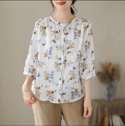 Gracefully Styled Blouse for Any Occasion