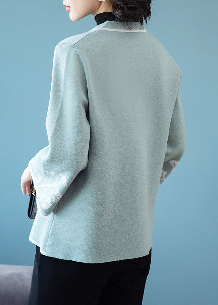 Sophisticated Coat with a Clean Classic Look