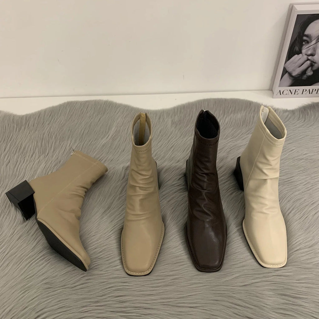Graceful Orthopedic Boots for Modern Look