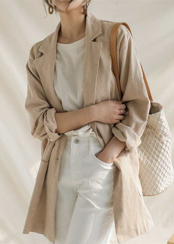 Effortlessly Elegant Coat with a Timeless Design