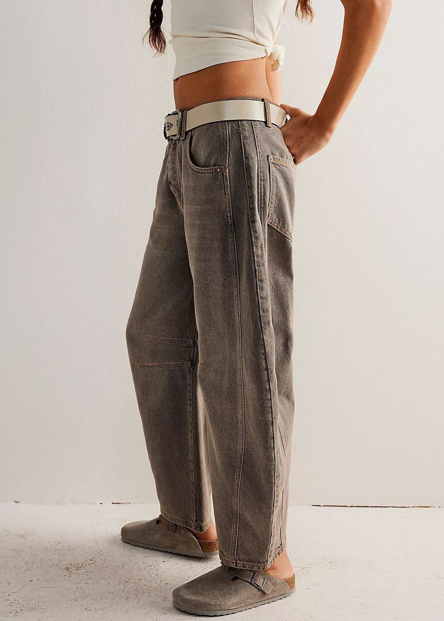 Sophisticated Pants with a Clean Classic Look