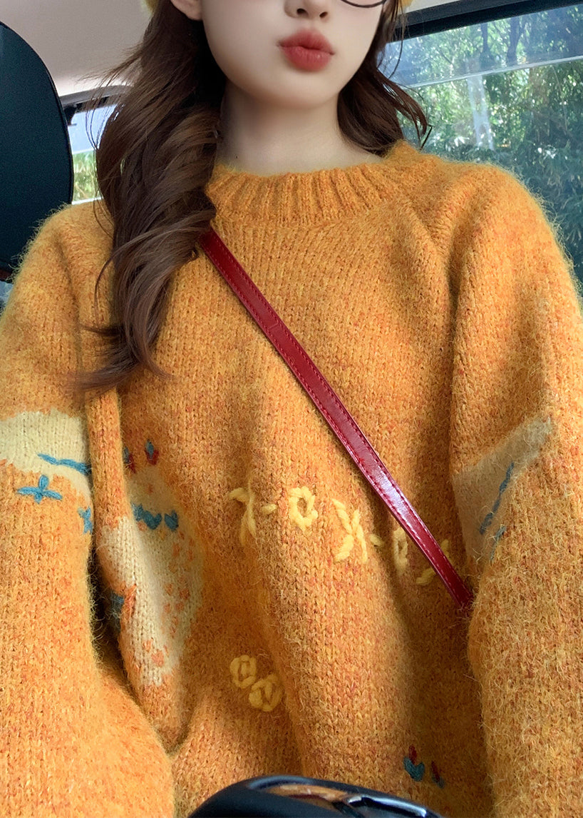 Classic Vintage Sweater with a Flattering Fit