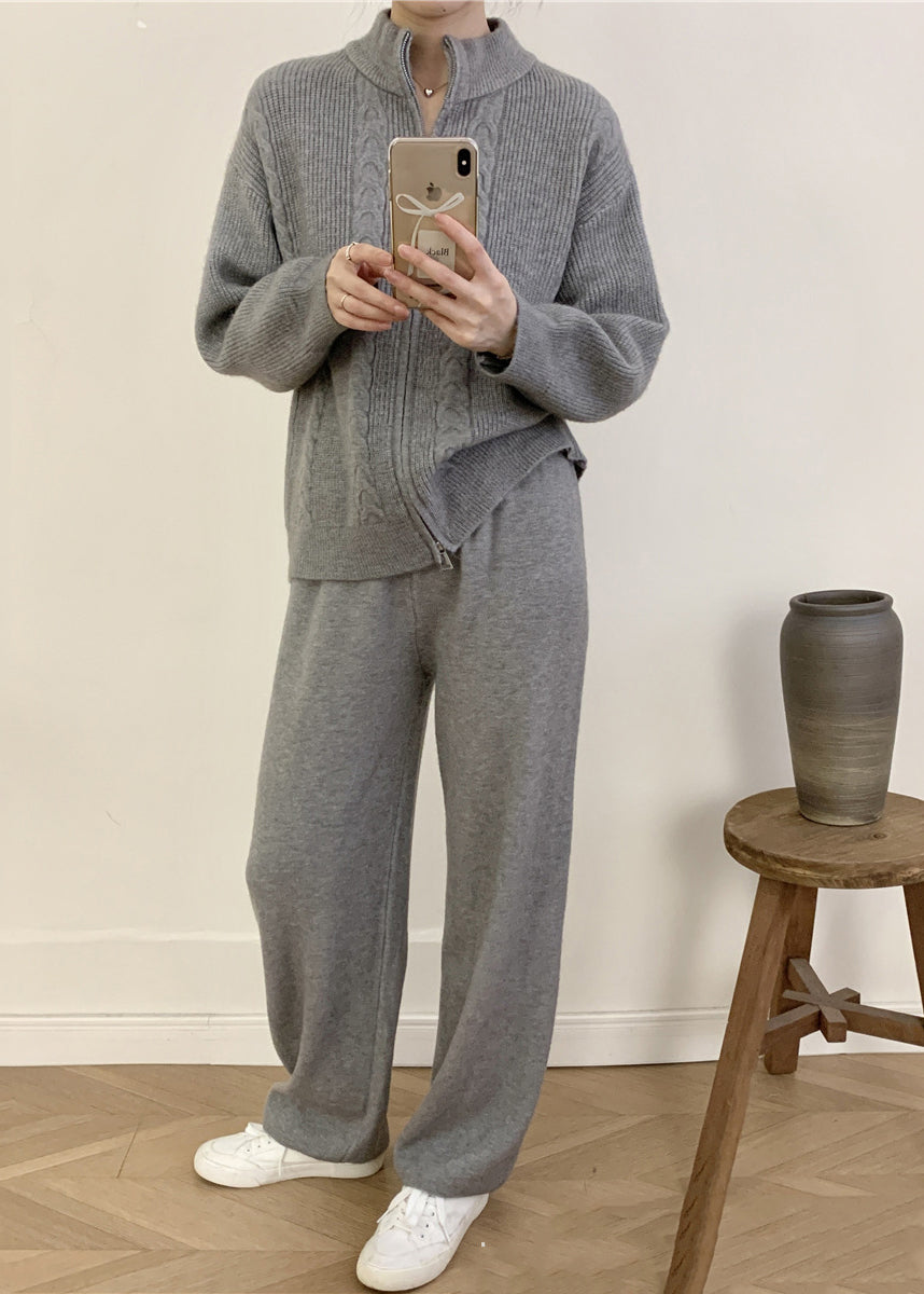 Classic Vintage Cardigan with a Flattering Fit