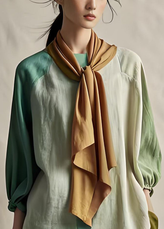 Sophisticated Blouse with a Clean Classic Look