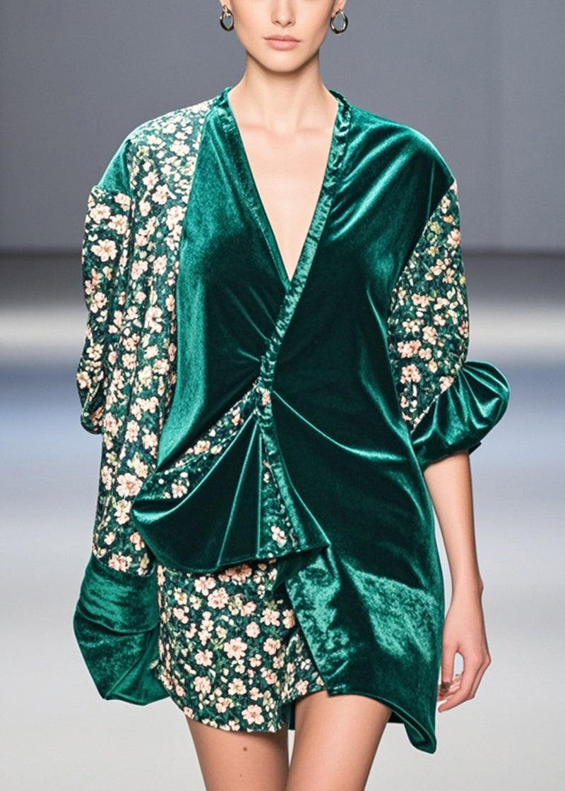 Beautifully Finished Blouse in a Timeless Design
