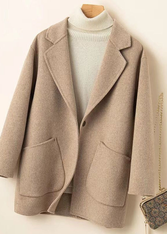 Elegantly Styled Coat for Everyday Wear