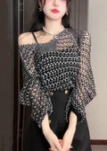 Well Tailored Sweater with a Graceful Silhouette