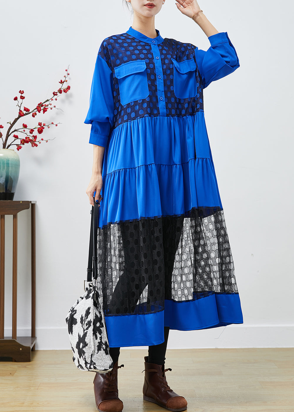 Classic Vintage Dress with a Flattering Fit
