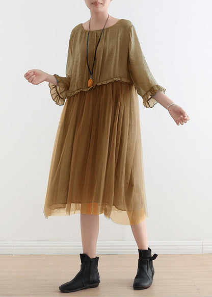 Well Tailored Dress with a Graceful Silhouette