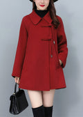 Beautifully Finished Coat in a Timeless Design