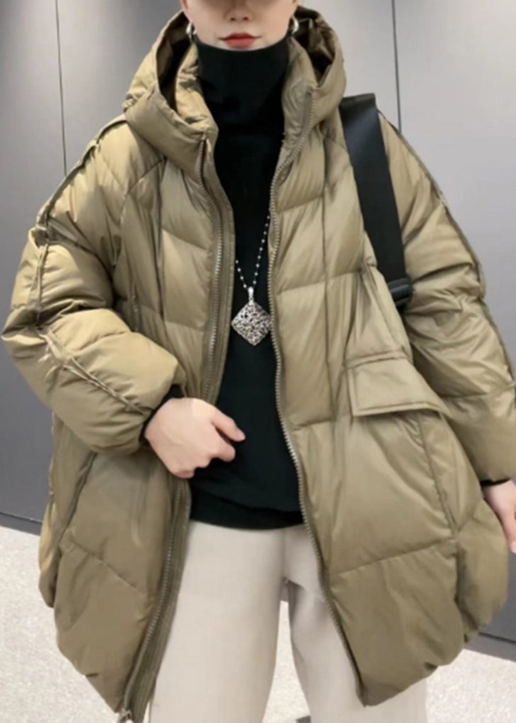 Effortlessly Elegant Coat with a Timeless Design