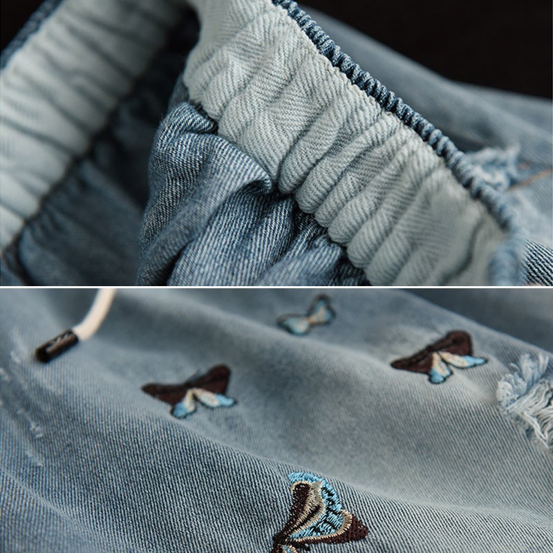 Effortlessly Elegant Garment with a Timeless Design
