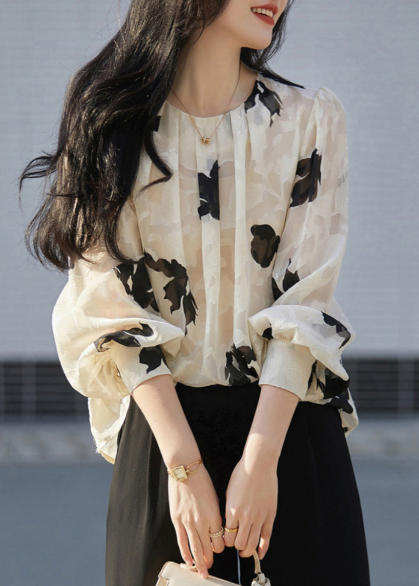 A Vintage Style Top with Delicate Timeless Details